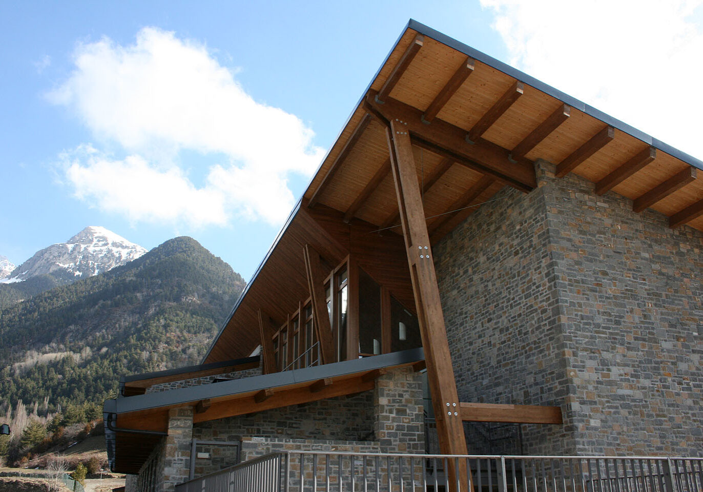 Colegio Sallent de Gállego